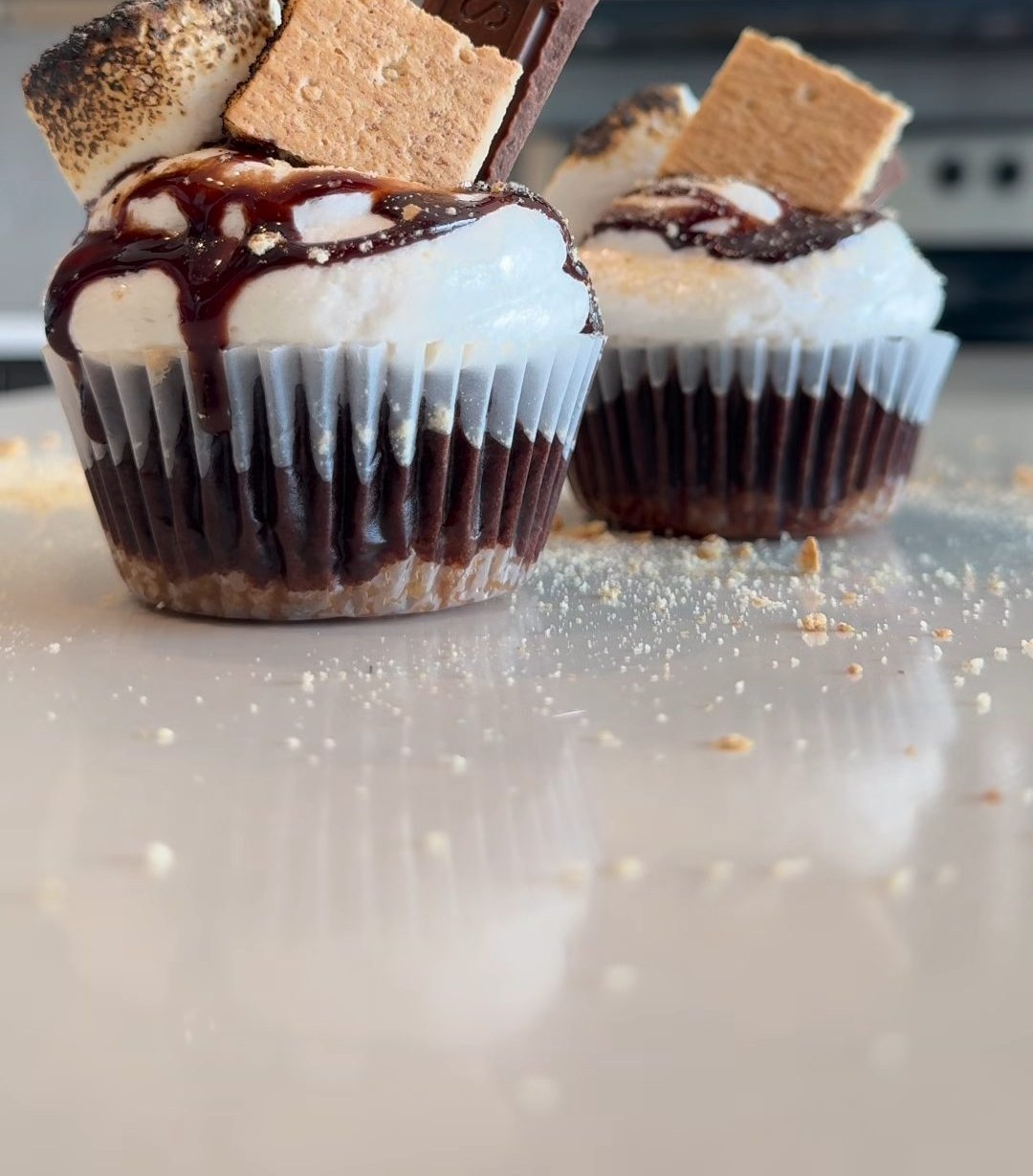 S'mores cupcakes with toasted marshmallow and chocolate